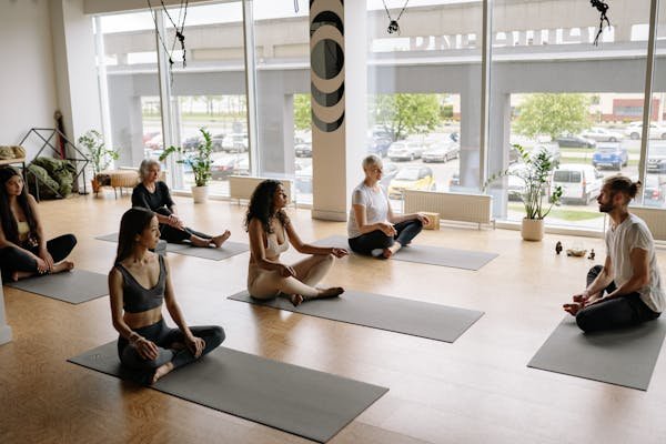 Transformez votre bien-être grâce au yoga à Paris 12